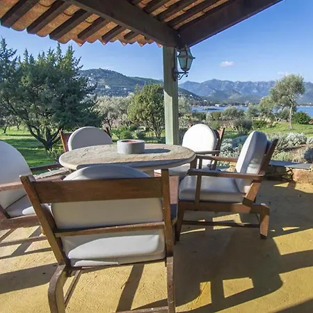 Luxury Seaside Retreat With Infinity Pool And Private In Corsica Villa *